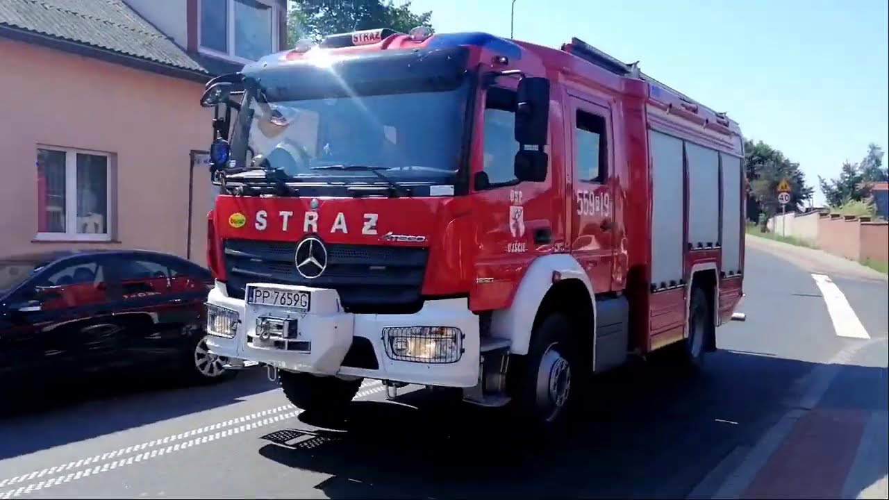 Przejazd alarmowy OSP Ujście 9-19 do szerszeni