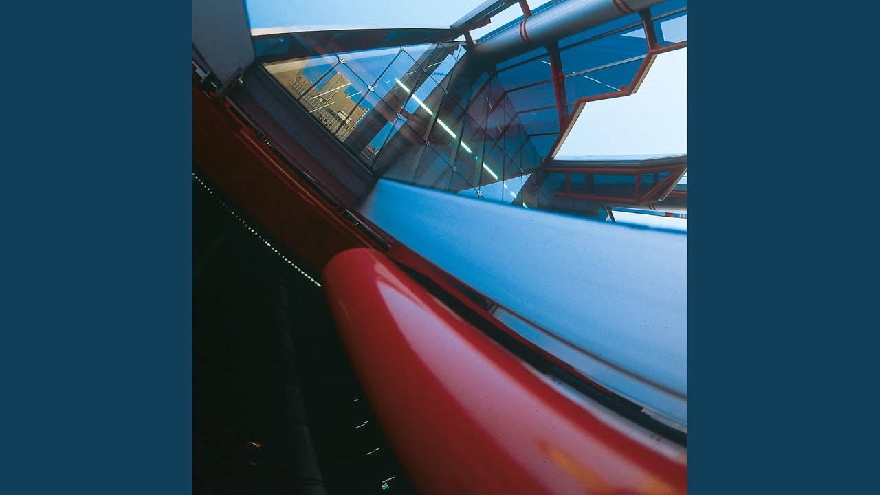 Guarda Corner Store su YouTube Guarda Corner Store su YouTube