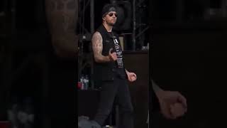 Download Lagu Eternal Rest Outro by Avenged Sevenfold (live) MP3