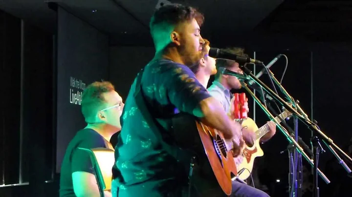 Walk The Moon - Shiver Shiver (Live 10/23/2013)