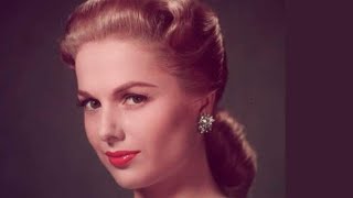 13 Sexy Photos of Martha Hyer