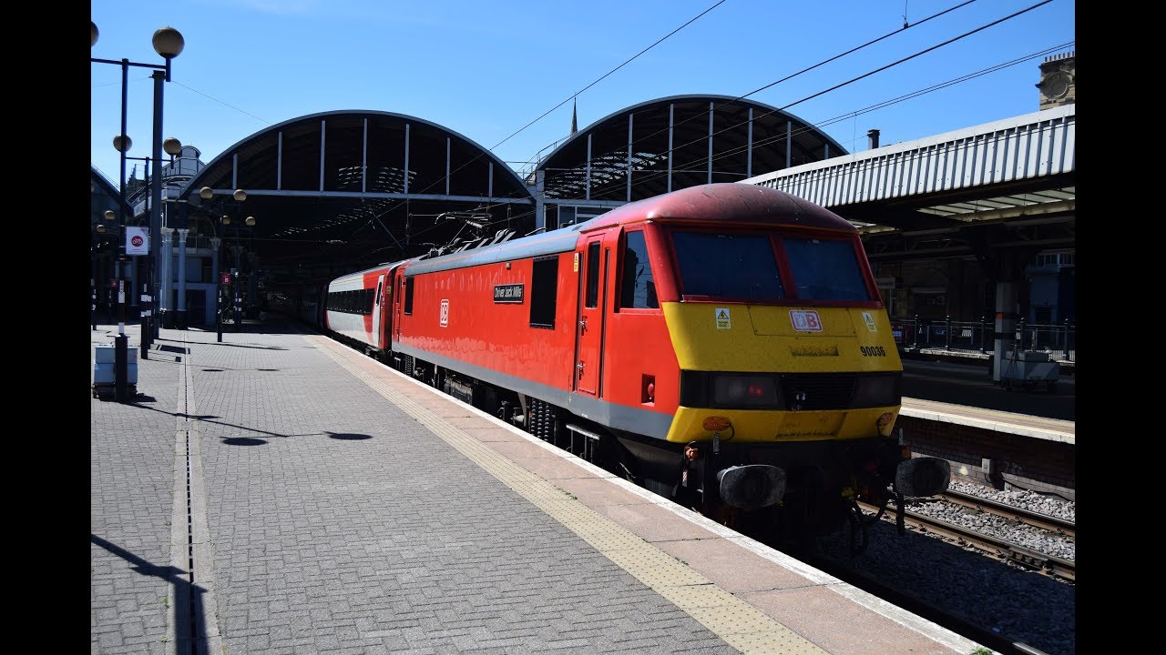 DB Cargo 90036 'Driver Jack Mills' | LNER Services | Newcastle & Darlington | [HD]