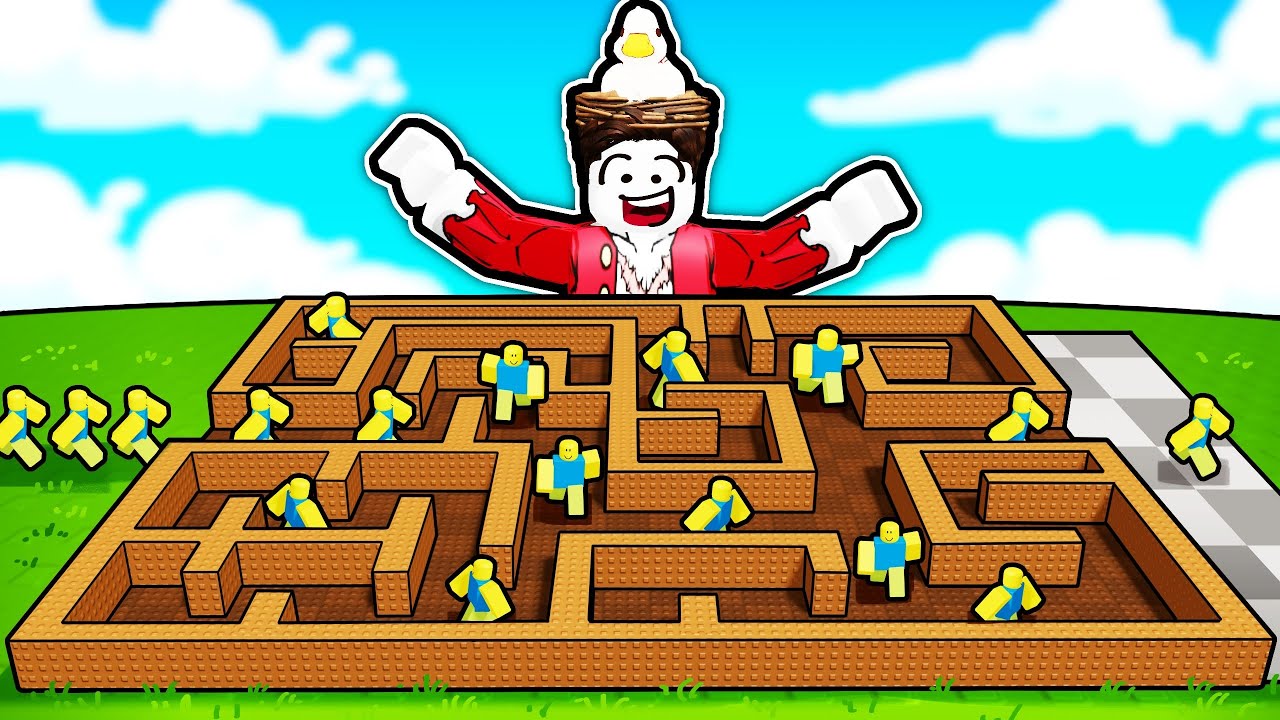 I made Roblox Noobs escape a MAZE for Money