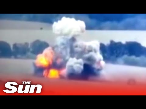 Huge blast as Ukrainian forces drop bomb on unsuspecting Russian tank
