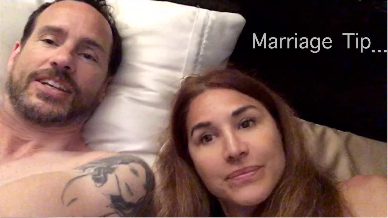 husband and wife lung slices Marriage Tip: A woman's little habit in bed...