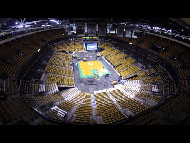 Celtics Enter TD Garden with Fans - video Dailymotion