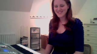 Video voorbeeld van "Chloe Tunes - Black and White Days (Gary Go cover)"