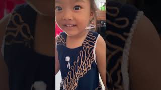 suka sepatu kegedean