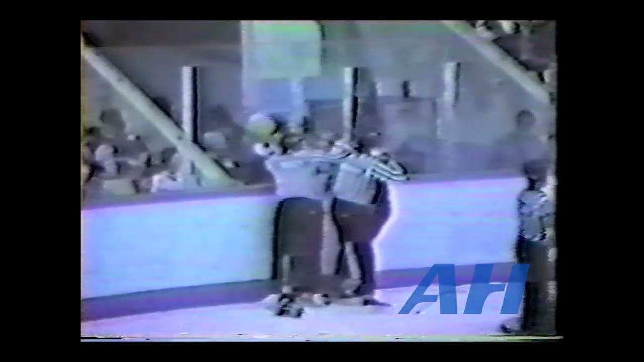 OHL May 3, 1987 Jim Paek,OSH v Darin Smith,NB Oshawa Generals North Bay Centennials