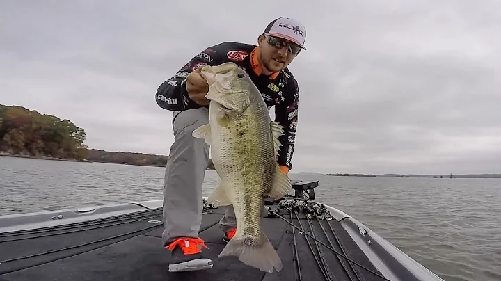 Fall Bite on Kentucky Lake with Zack Birge and Bra...