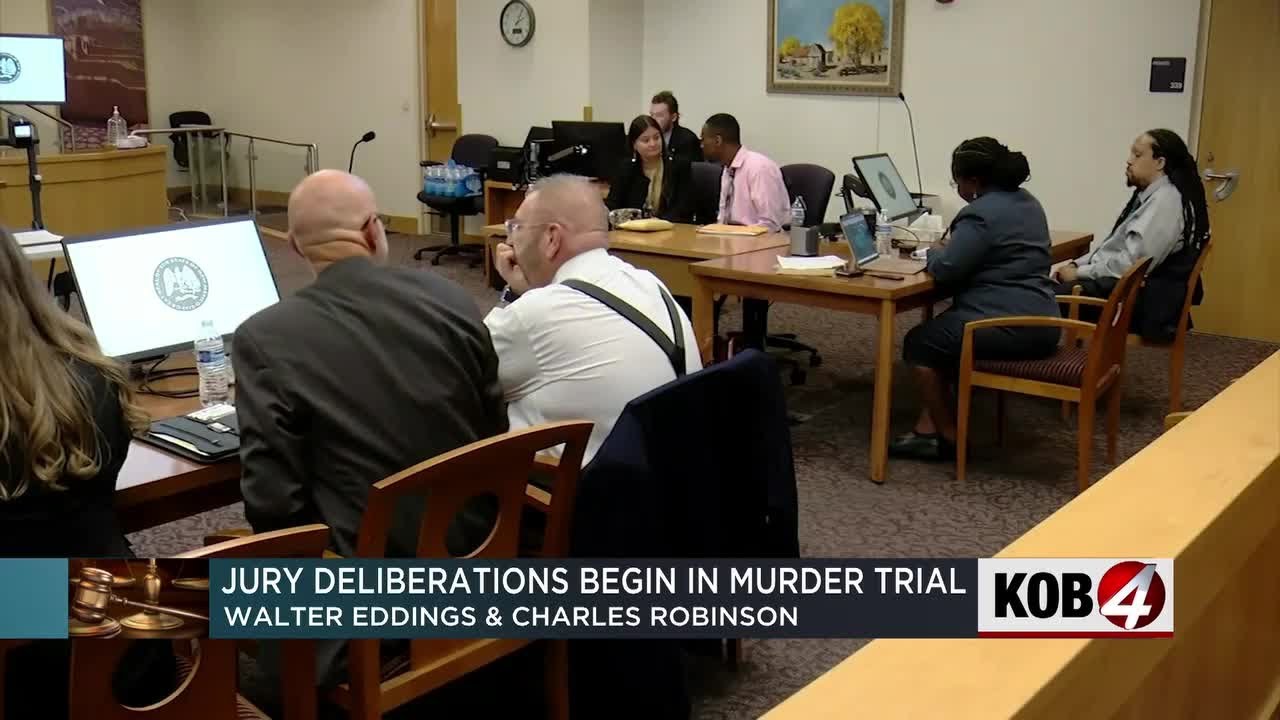 Jury deliberations begin in 2020 murder trial - YouTube