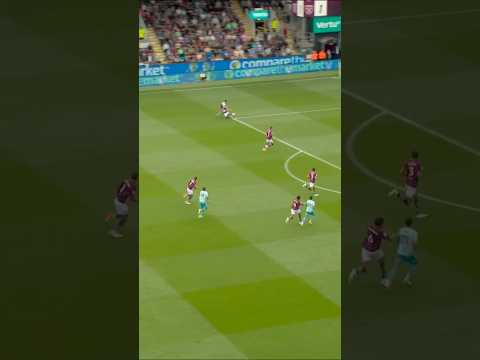 Working hard to win possession back 😤 #BurnleyFC #Football #efl
