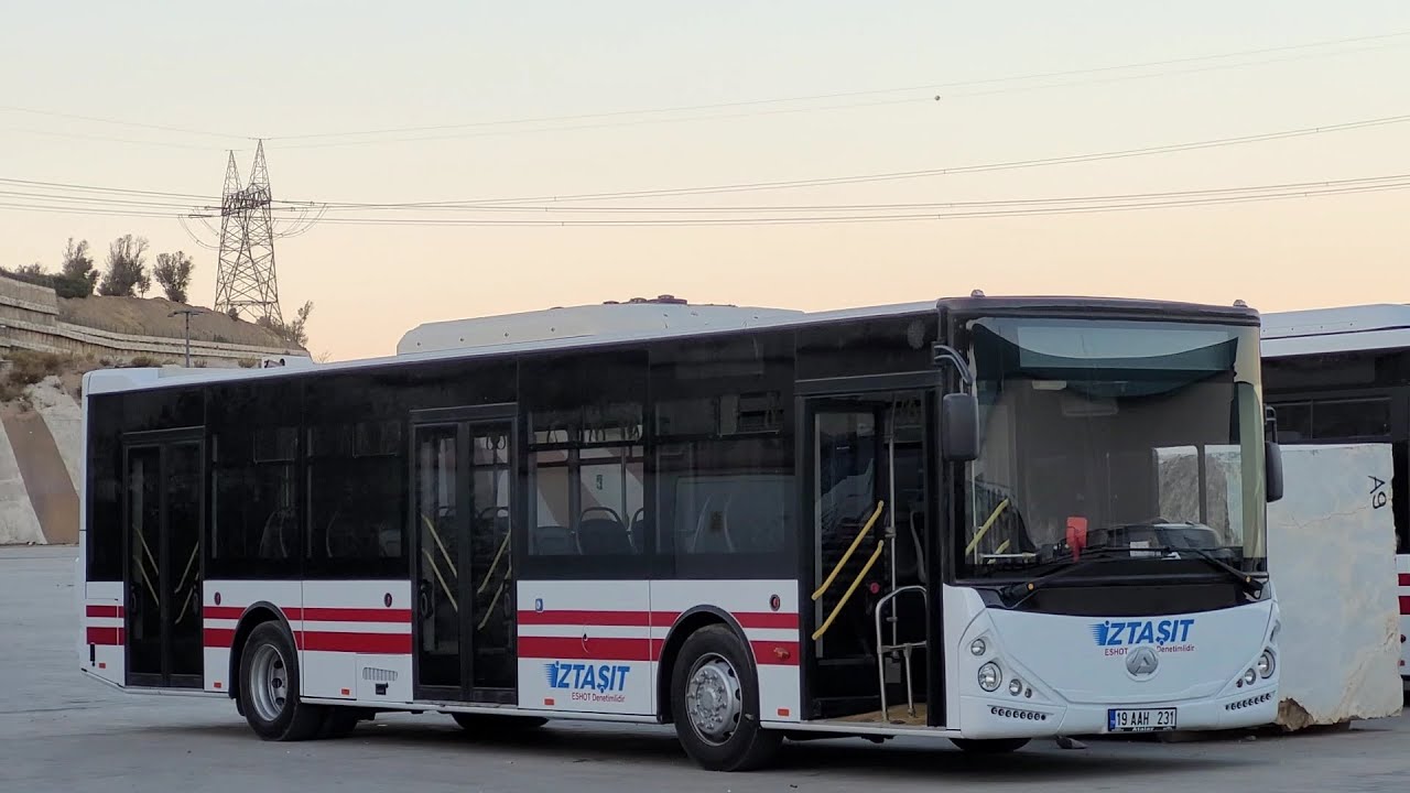 İztaşıt | Akia Ultra LF 12 | Gösterim