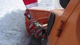 Hkm Dienstleistung Trade Gmbh & Co. Kg - Schneeräumung Mit Dem Schneepflug