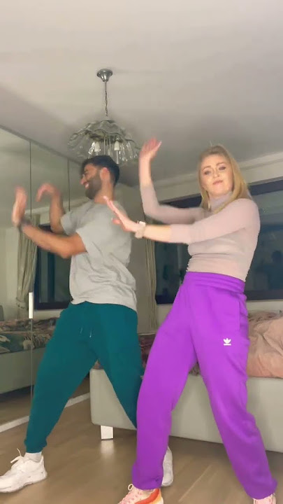 Download lagu Madonna 4 minutes, tik tok dance #shorts #shortsfeed #tiktok #trending #viral #dance #dc #fyp #fy