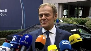 Tusk accoglie May al summit Ue: "Benvenuta in un nido di colombe"