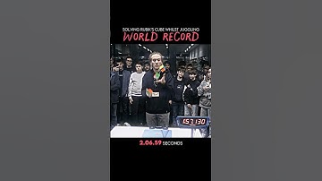 Rubik’s cube solving whilst juggling official world record #rubikscube #worldrecord #shorts