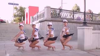 精彩的俄羅斯軍人舞蹈