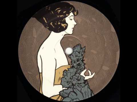 Guarda Polygamy Boys - Black Flower su YouTube Guarda Polygamy Boys - Black Flower su YouTube
