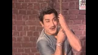 Sandana Kudathukkulae   Thanga Surangam | சந்தனக் குடத்துக்குள்ளே - தங்கசுரங்கம் படப்பாடல்