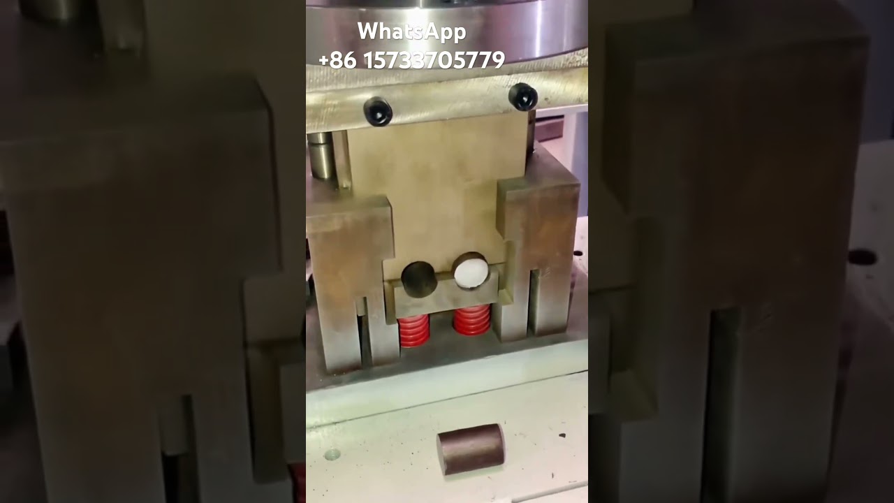 Full-automatic round steel cutting machine 