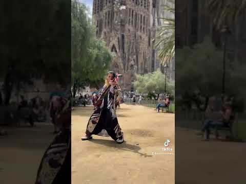 サグラダファミリアでセンボンザクラダ 三味線 Shorts 千本桜