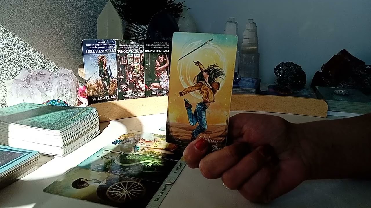 Schorpioen ♏️ Liefde❤️ Balans tussen vrijheid en toewijding ⚖️ Nieuw begin als poort naar healing!☀️