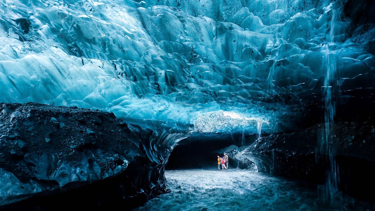秋季冰島親子遊 Iceland Trip Vlog Ep 3 | 藍冰洞＋風雨中的冰川健行 Ice cave tour + Glacier hike in the rain | 4K