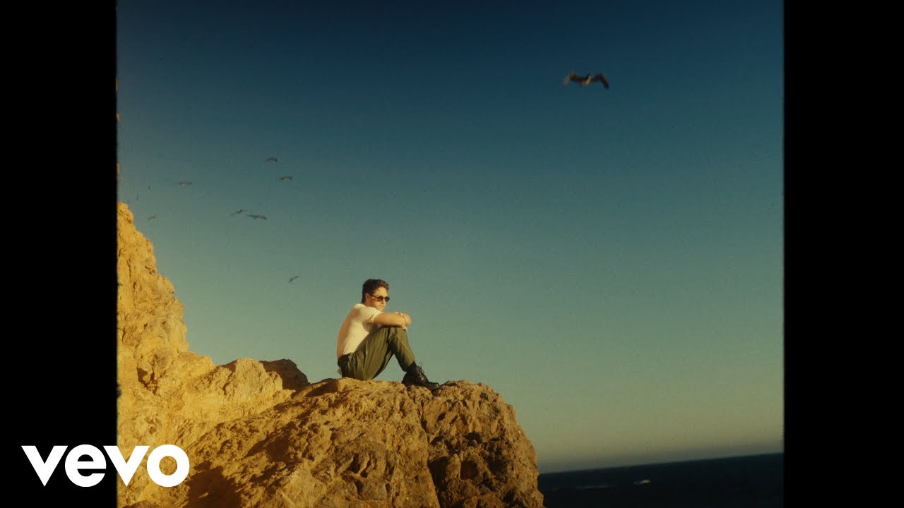 Niall Horan - Little More Time (Seaside Visual)