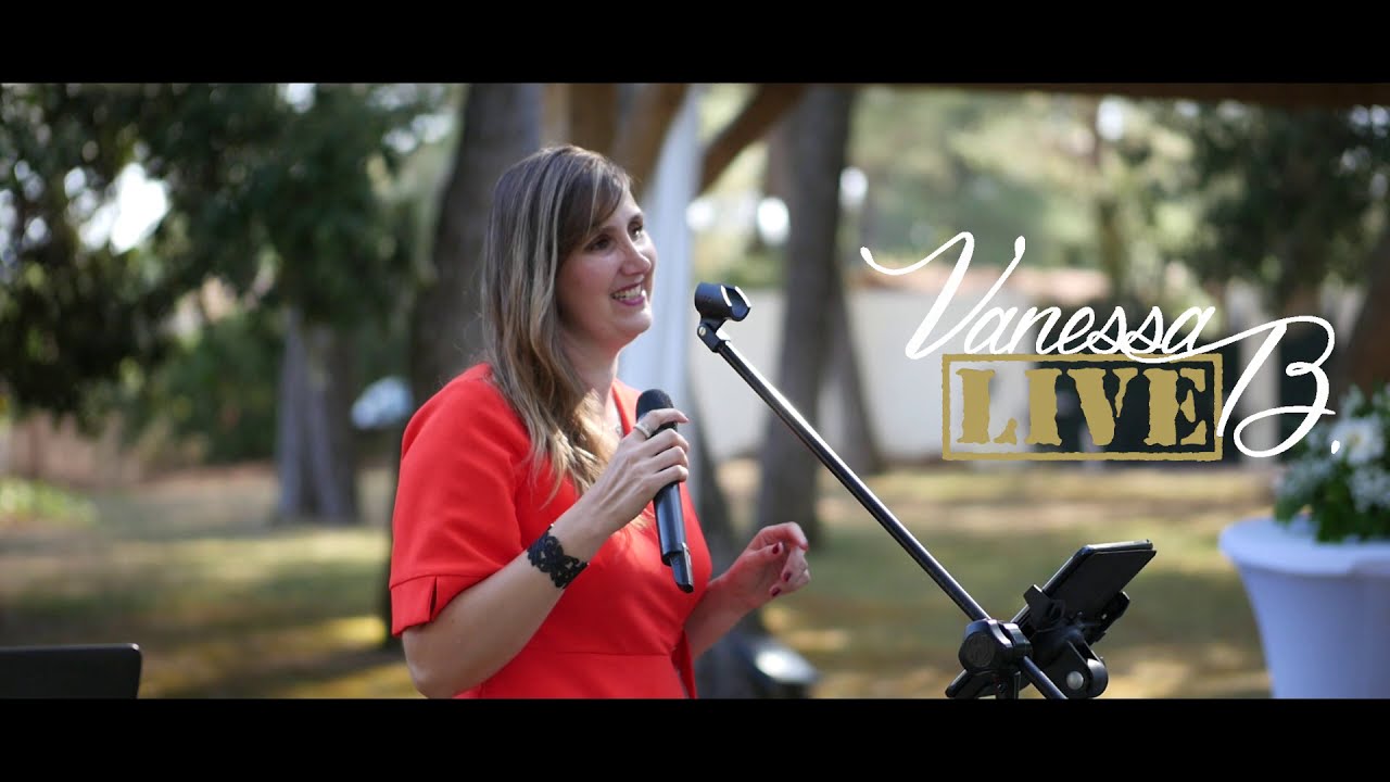 Entrée du Marié avec Chanteuse Live - Var PACA