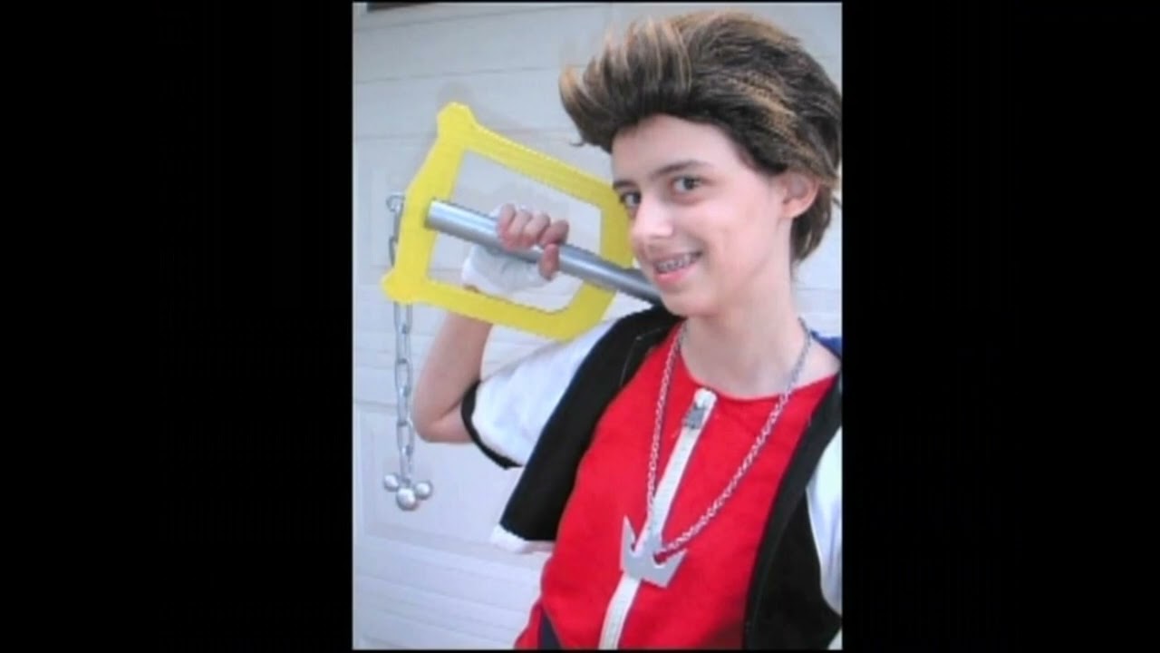 Official PlayStation Magazine - Issue 83 - PlayStation Underground Biggest PlayStation Fan Contest