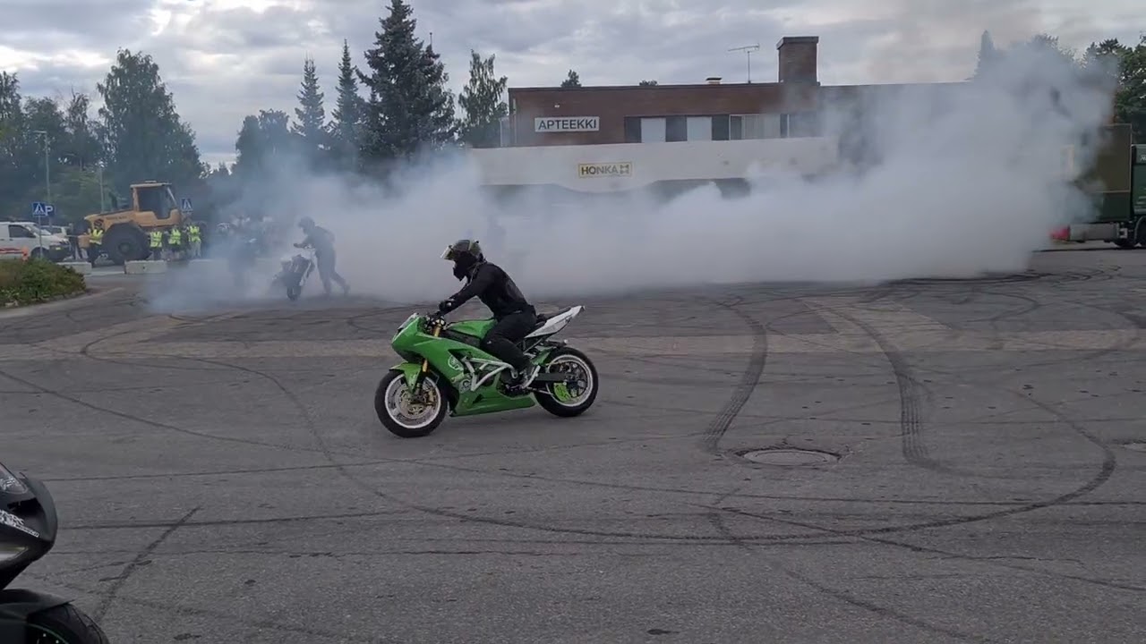 Carstune Cruisinki Stunt Show 13.8.2022