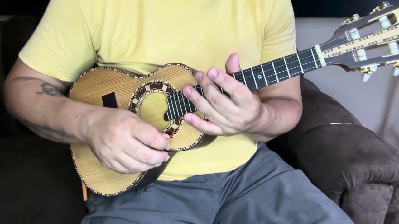 Descomplicando os modos gregos - MODO DÓRICO - Cm7 - C.H modo dórico - extensões - Cavaco - hotmart