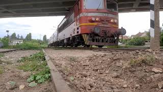 ПВ30135 с лок 44 134 навлиза във жп гара Казанлък