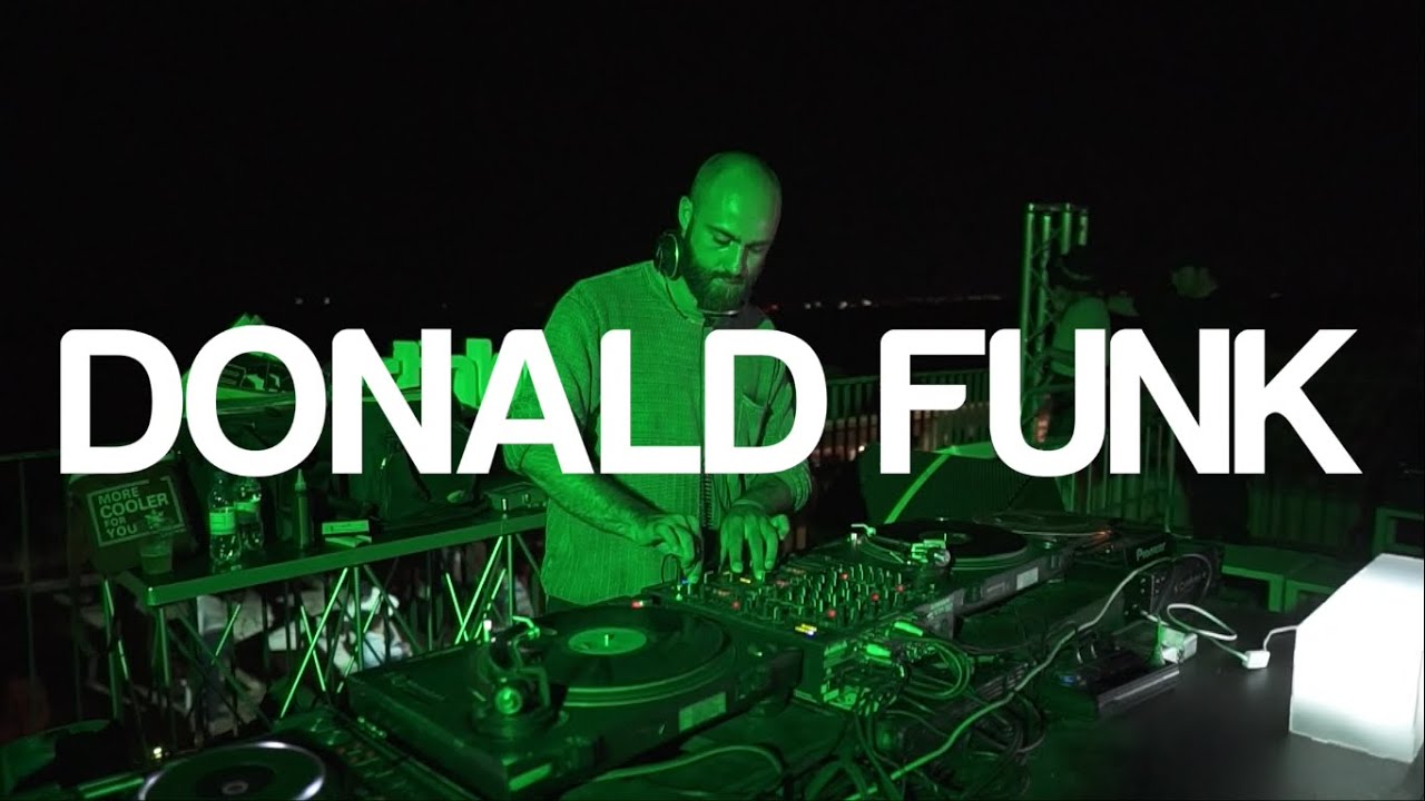Donald Funk (vinyl set) x earthbeat festival: MOORGIA SUNSET - YouTube