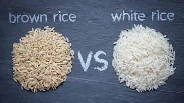 Co je rozdíl mezi bílou a hnědou rýží?