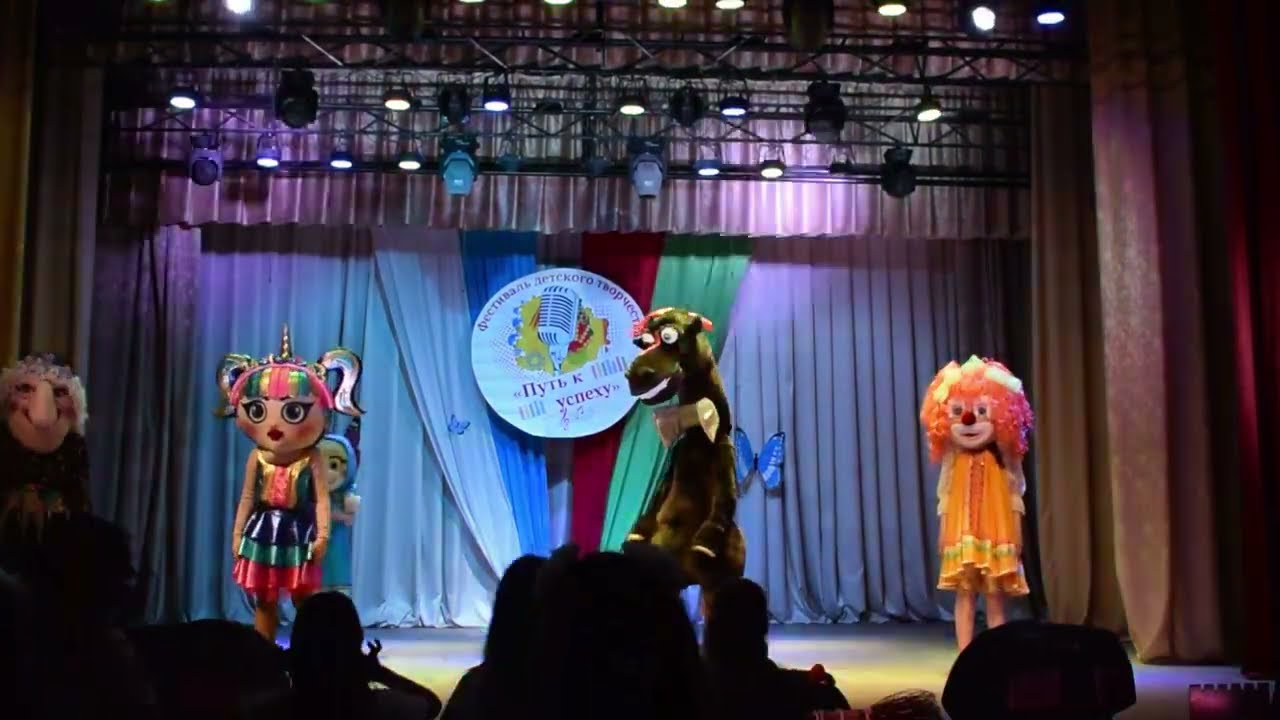 Театр ростовых кукол на фестивале "Путь к успеху"