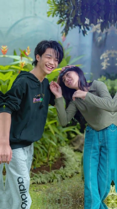 siapa disini yg kangen bgtttttttt sama kebucinan defan yg dulu komen dibawah ya sebanyak banyaknya