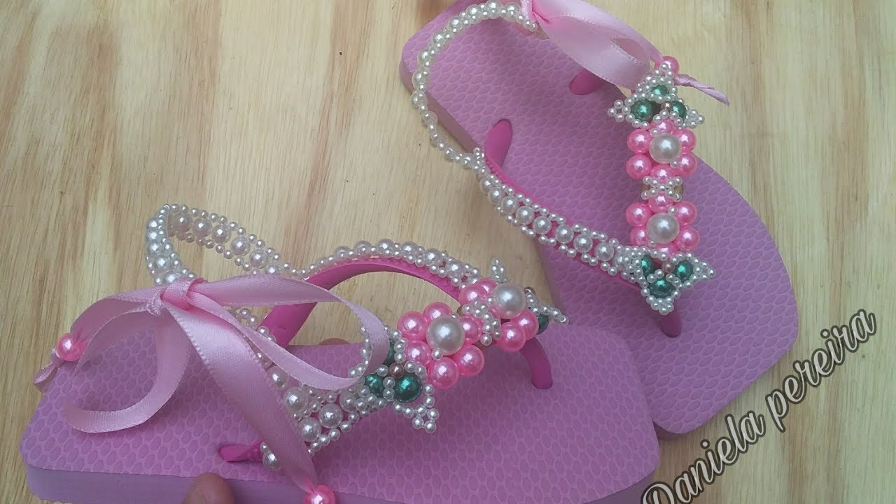 Trama de pérolas infantil estilo rasteirinha/ Daniela pereira/😍😍
