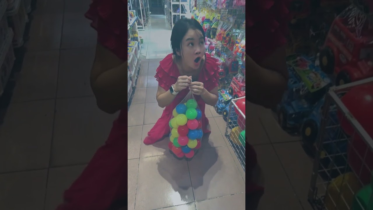 Chùm Bóng Thong Dong Chìm Ngỉm