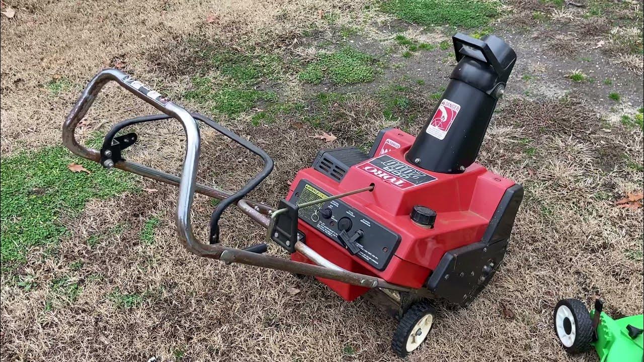 Toro CCR 2000 single stage snowblower back for another season! YouTube