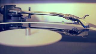 01. Yoshino - High 02. Es-G (El-B production) - Roll London City 03...