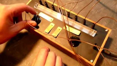 folktek bug and "Scape Sequencer" video 2