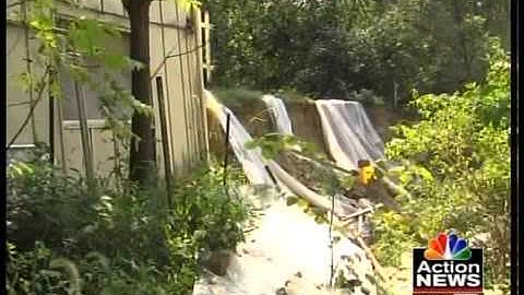 Gladstone house sliding down