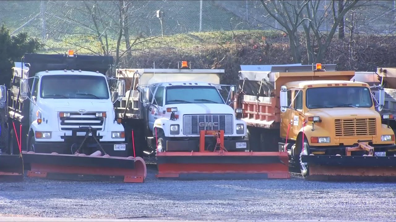 VDOT crews prepare for impending winter weather - YouTube