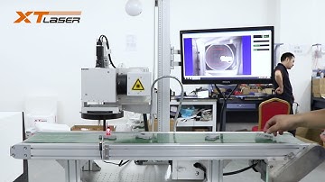 visual positioning fiber laser marking machine with camera screen and automatic conveyor