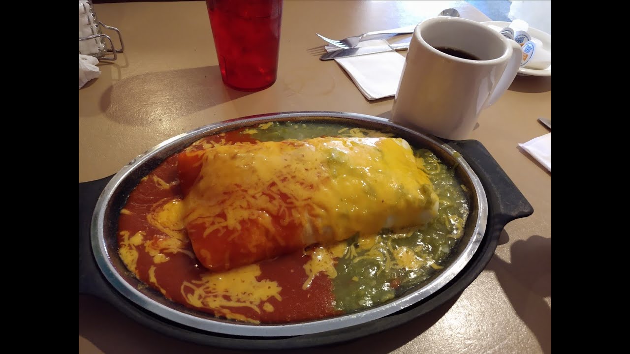 Red & Green Chile Breakfast Burrito Tia Sophia's in Santa Fe, NM YouTube