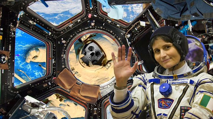 PERCHÈ NESSUNO SALVA UN ASTRONAUTA PERSO NELLO SPAZIO?