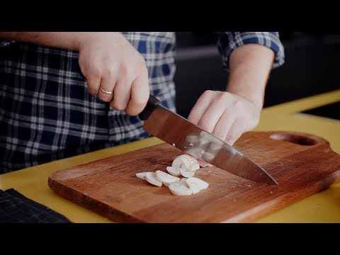 Рецепт омлета с помидорами и грибами