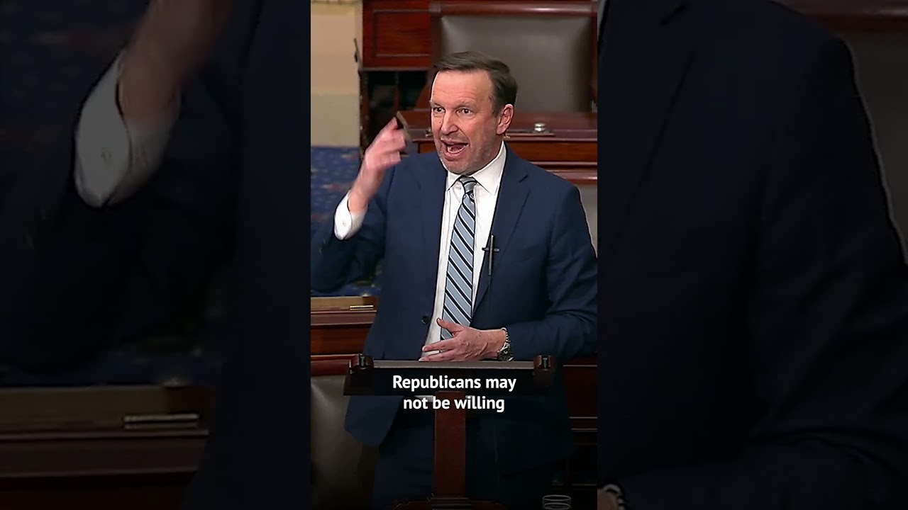 Трамп тайно получил взятку в размере 200 миллионов долларов. И республиканцы ему это позволили.